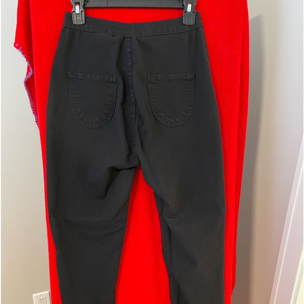 Brand: Fashion Nova (Black)                                           Size: 9